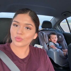 Meet your Posher, Anna